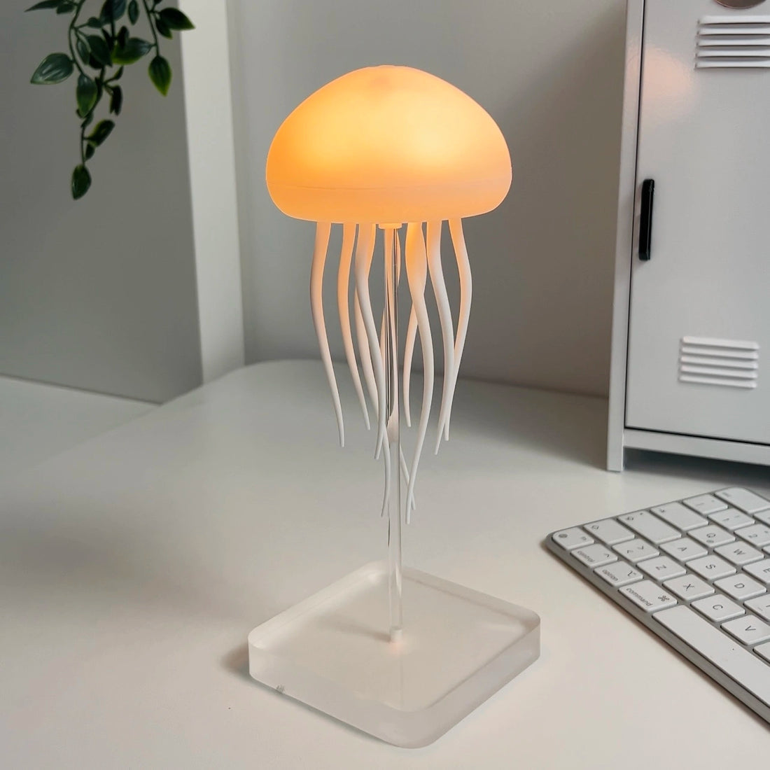 AlvdA™ Dancing Jellyfish Lamp